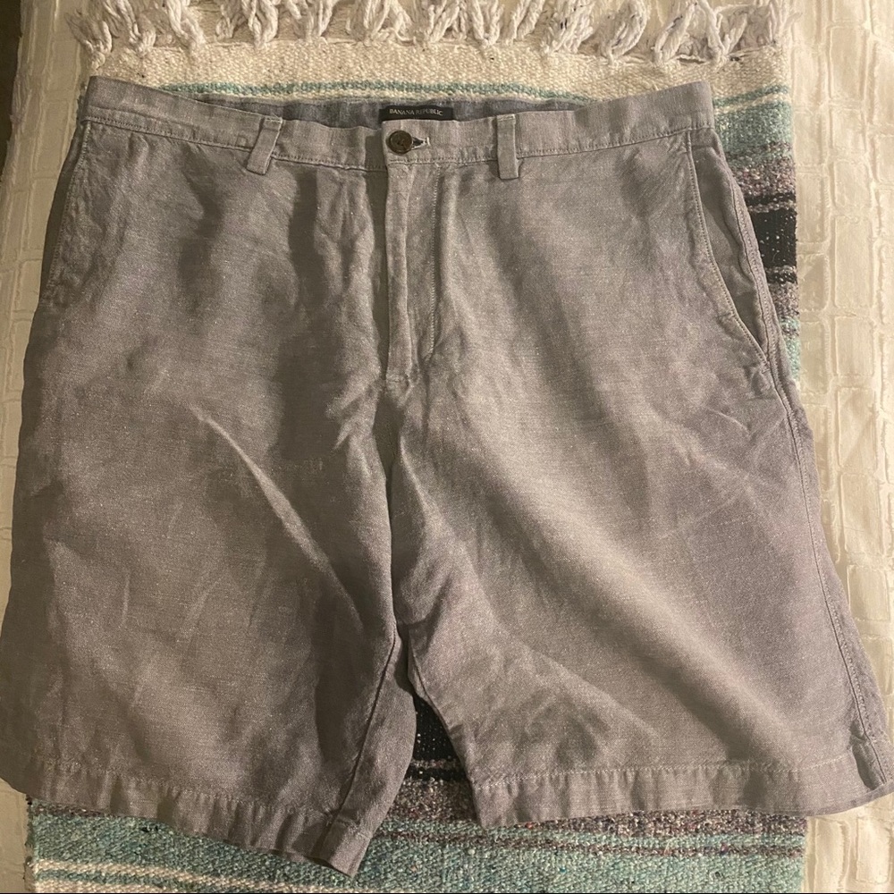 🩳🩳🩳 3  pairs Banana Republic Shorts (3 for $15)